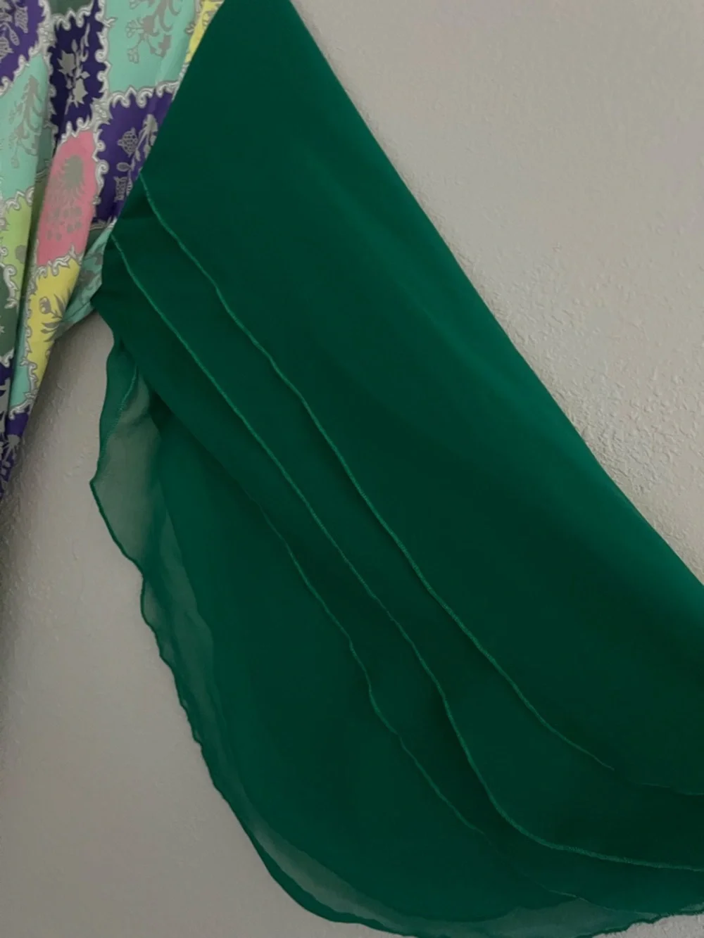 Dubai Makhawer Dress - Picture 6 of 10